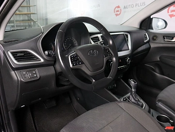 Hyundai Solaris, 2018г, передний привод, автомат