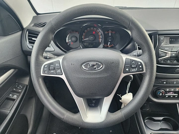 Lada (ВАЗ) Vesta, 2018г, передний привод, механика