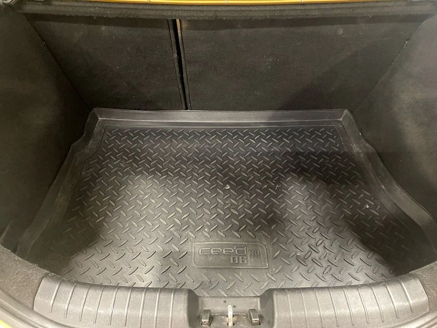 Kia Ceed, 2008г., передний привод, автомат