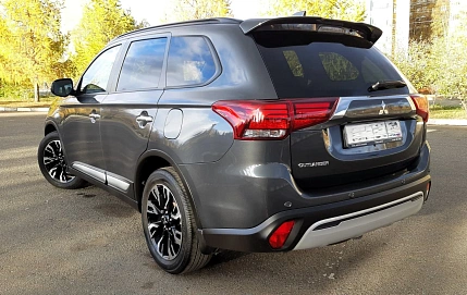 Mitsubishi Outlander, 2023г, полный привод, вариатор