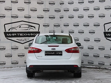 Ford Focus, 2012г, передний привод, механика
