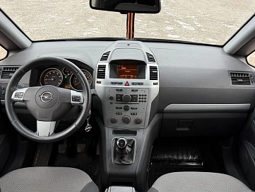 Opel Zafira, 2013г, передний привод, механика
