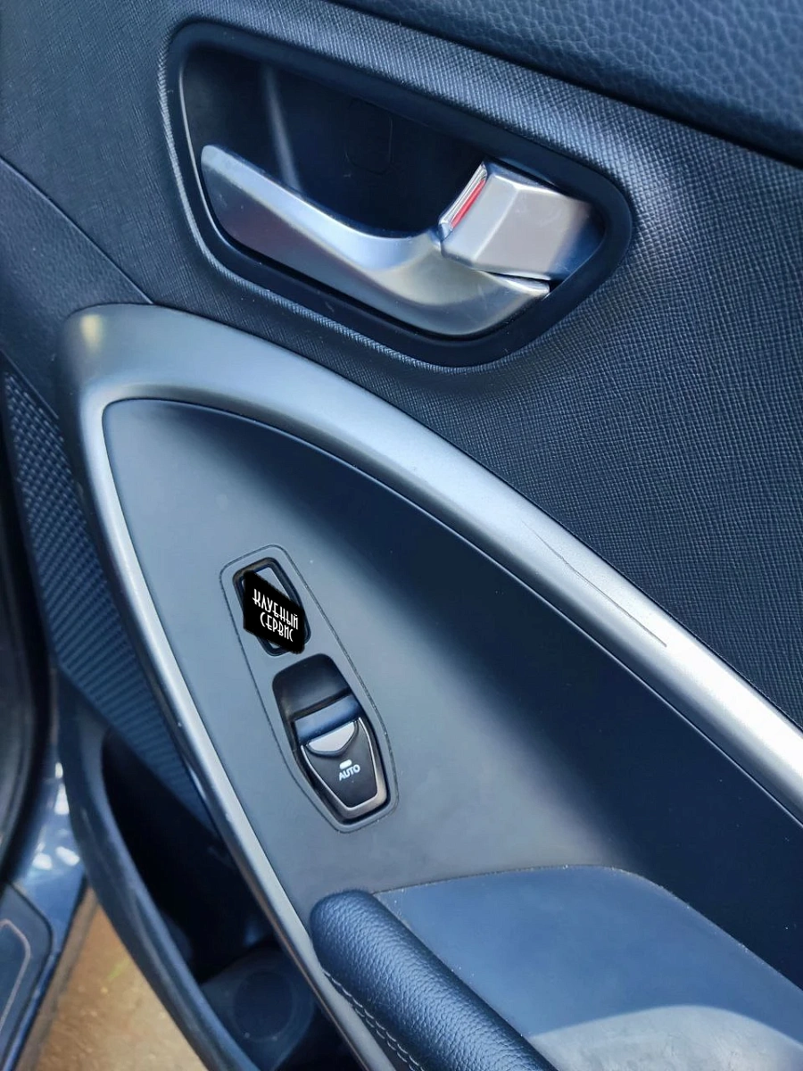 Hyundai Santa Fe, 2018г., полный привод, автомат