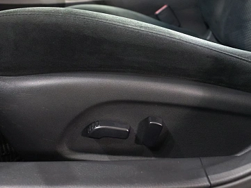 Nissan Altima, 2015г, передний привод, вариатор