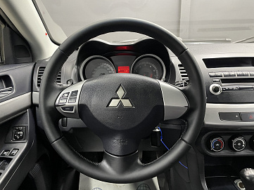 Mitsubishi Lancer, 2007г, передний привод, механика