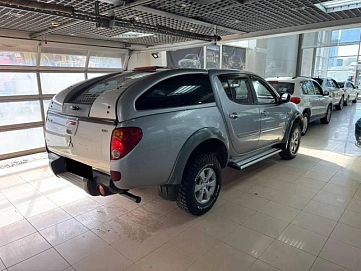 Mitsubishi L200, 2008г, полный привод, автомат