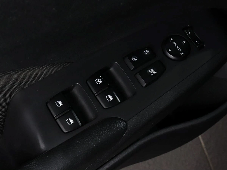 Hyundai Solaris, 2018г., передний привод, автомат