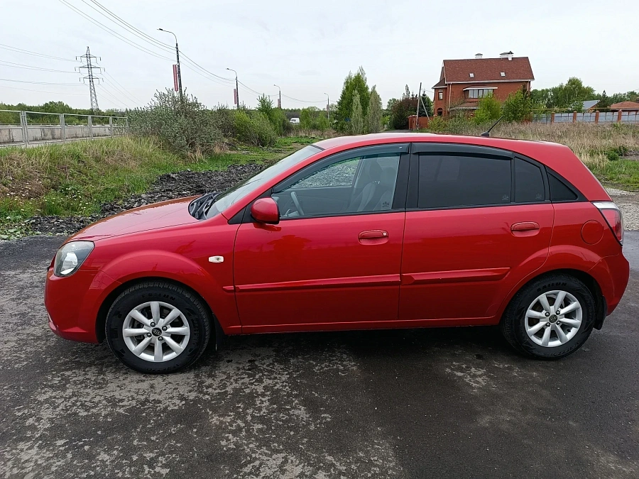Kia Rio, 2010г., передний привод, механика