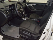 Hyundai Elantra, 2013г., передний привод, автомат