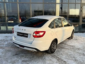 Lada (ВАЗ) Granta, 2019г, передний привод, механика