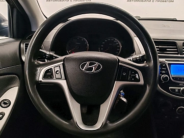 Hyundai Solaris, 2011г., передний привод, механика
