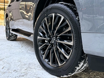 Infiniti QX80, 2025г, полный привод, автомат
