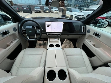 Lixiang L9, 2024г, полный привод, автомат