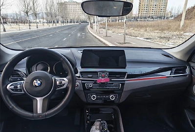 BMW X1, 2022г, передний привод, робот