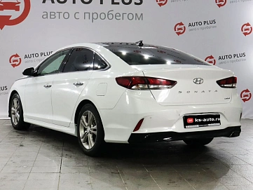 Hyundai Sonata, 2019г, передний привод, автомат