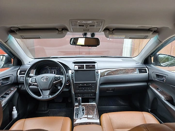 Toyota Camry, 2017г, передний привод, автомат
