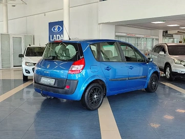Renault Scenic, 2004г, передний привод, механика