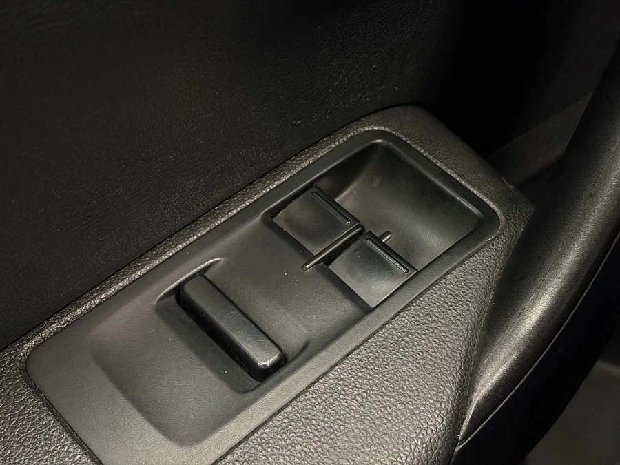 Volkswagen Polo, 2020г., передний привод, механика