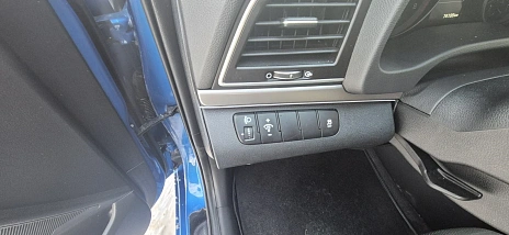 Hyundai Elantra, 2016г, передний привод, автомат