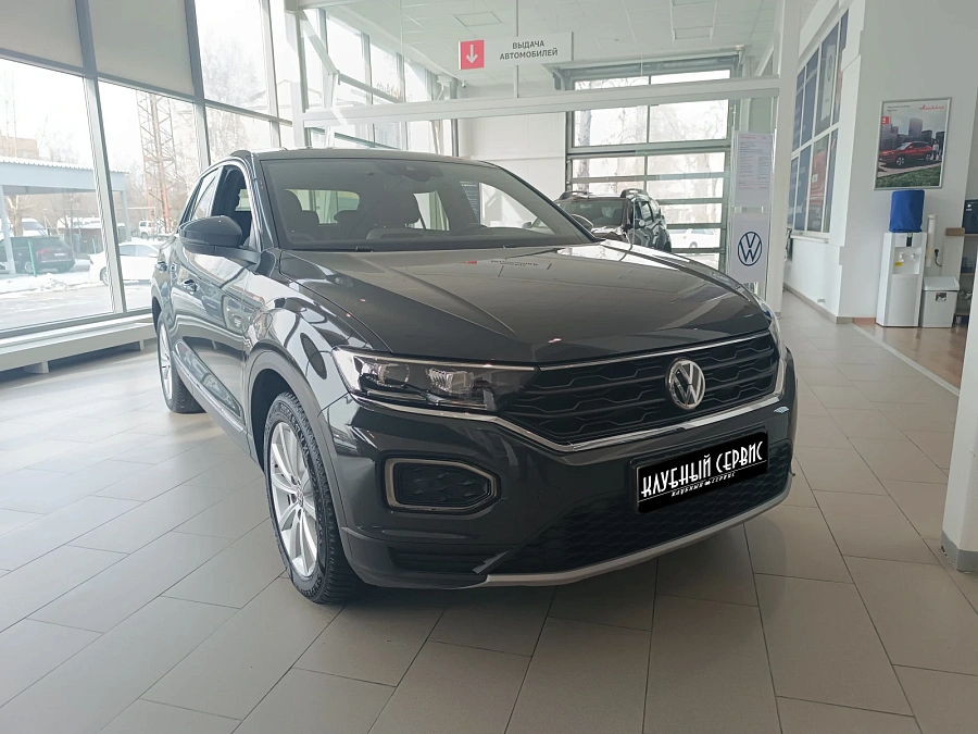 Volkswagen T-Roc, 2019г., полный привод, робот