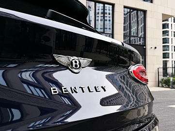 Bentley Bentayga, 2024г, полный привод, автомат