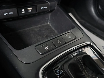 Kia , 2019г., передний привод, автомат