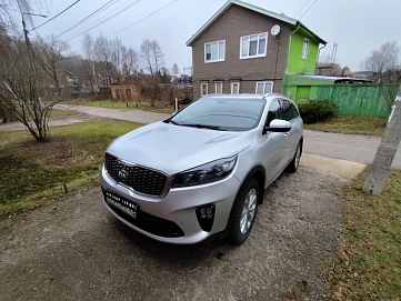 Kia Sorento, 2018г, передний привод, автомат