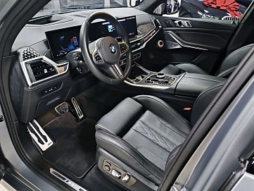BMW X5, 2025г, полный привод, автомат