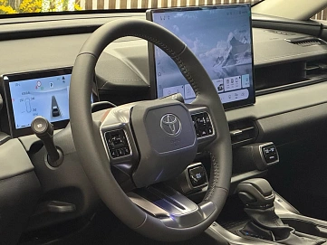 Toyota RAV4, 2026г., полный привод, вариатор