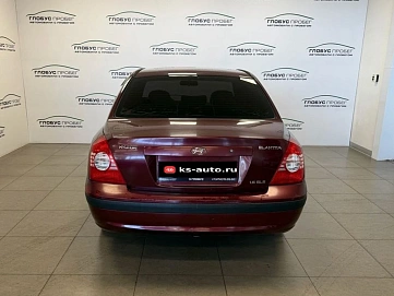 Hyundai Elantra, 2008г., передний привод, механика