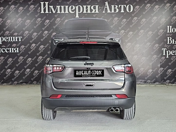 Jeep Compass, 2022г, передний привод, автомат