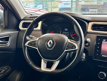 Renault Arkana, 2021г, передний привод, вариатор