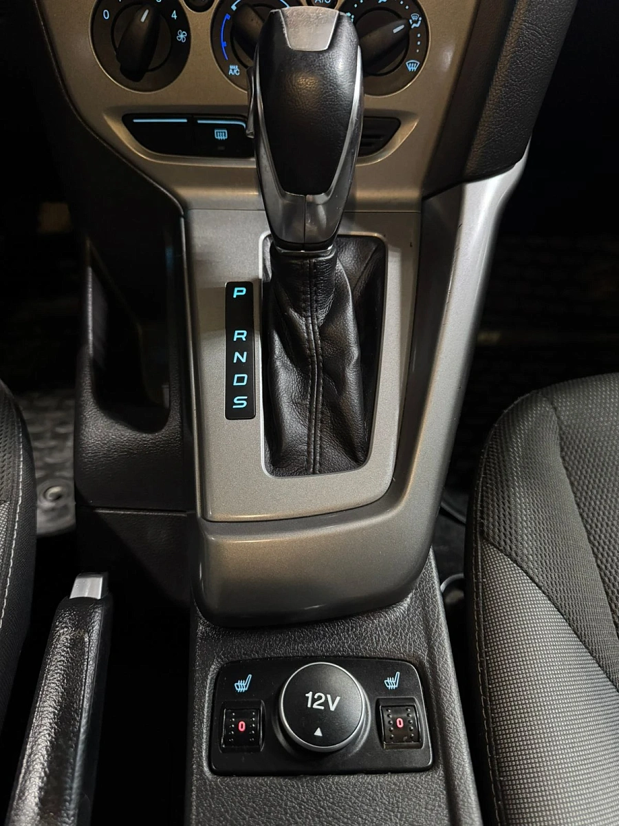 Ford Focus, 2011г., передний привод, робот