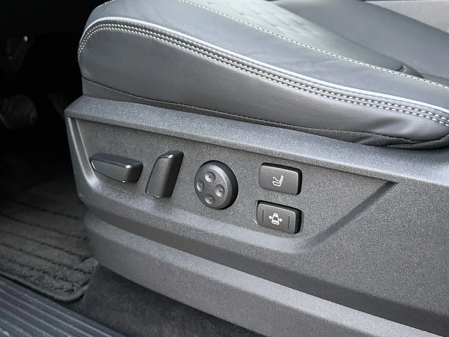 Infiniti QX80, 2025г., полный привод, автомат