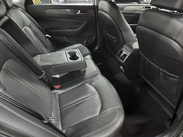 Hyundai Sonata, 2018г, передний привод, автомат