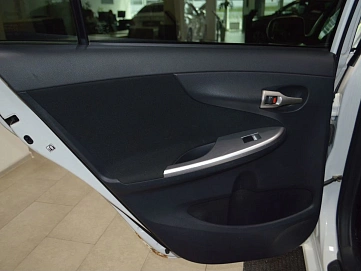Toyota Corolla, 2012г, передний привод, механика