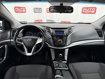 Hyundai i40, 2014г., передний привод, автомат