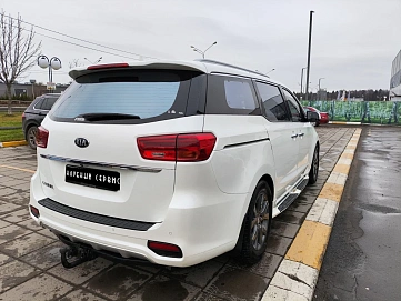 Kia Carnival, 2018г, передний привод, автомат