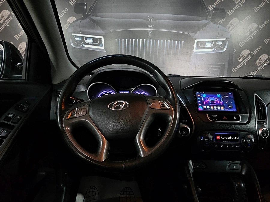 Hyundai ix35, 2012г., передний привод, автомат