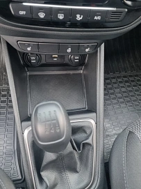 Solaris HS, 2024г, передний привод, механика