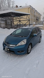 Honda Fit Shuttle, 2011г, передний привод, вариатор