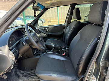 Chevrolet Niva, 2015г., полный привод, механика