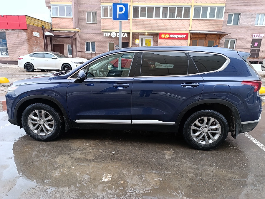 Hyundai Santa Fe, 2019г., полный привод, автомат
