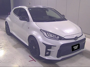 Toyota Yaris, 2021г, передний привод, вариатор