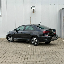 Volkswagen Polo, 2021г., передний привод, автомат