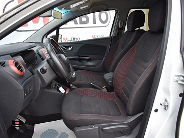 Renault Kaptur, 2018г., передний привод, вариатор