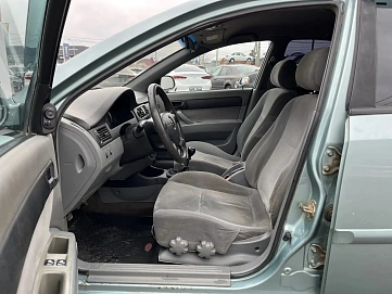 Chevrolet Lacetti, 2006г, передний привод, механика