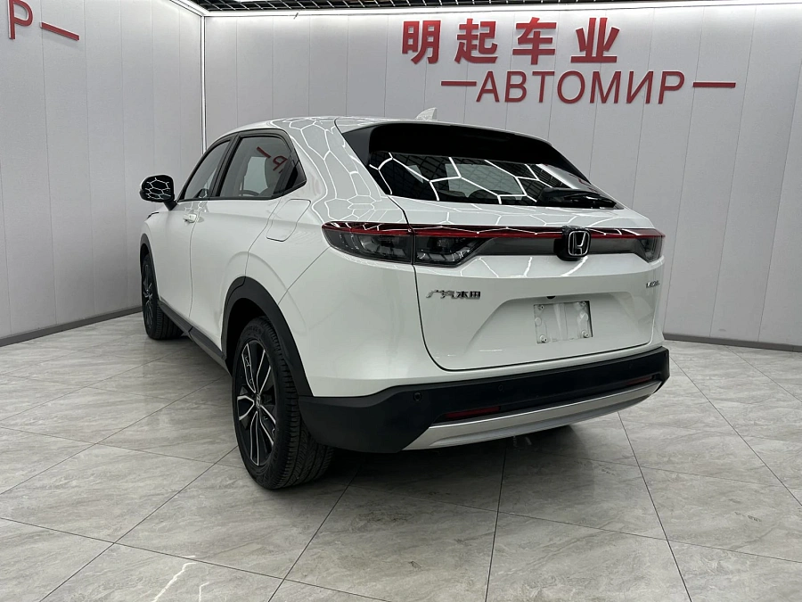 Honda Vezel, 2022г., передний привод, вариатор