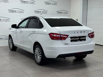 Lada (ВАЗ) Vesta, 2019г, передний привод, механика