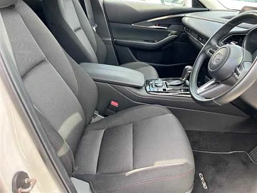 Mazda CX-30, 2022г, передний привод, автомат